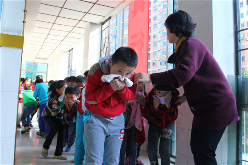 http://s.yun12.cn/dlgyhxx/images/tc123zcerha20200509111631.bmp
